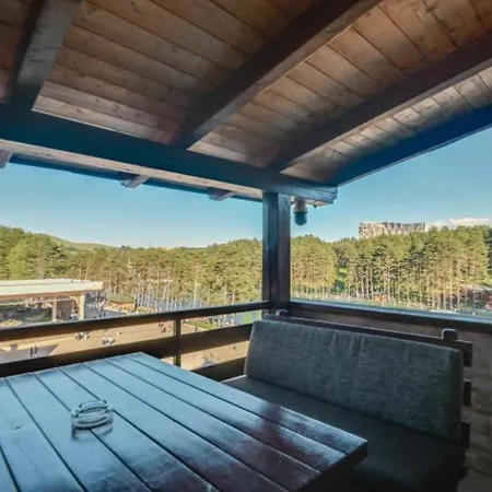 公寓 Trg 兹拉蒂博尔