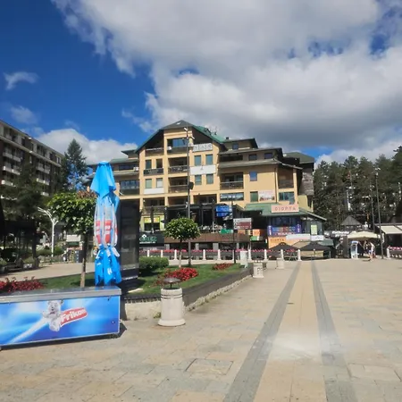 公寓 Trg 兹拉蒂博尔