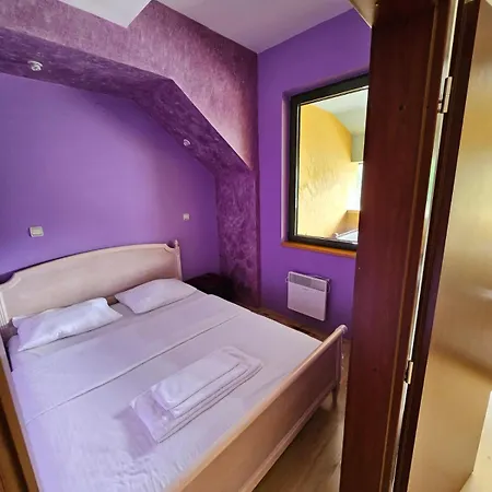 Trg 公寓 兹拉蒂博尔